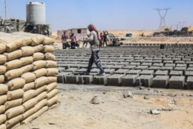 سعر الأسمنت اليوم السبت 5-7-2025.. الطن بـ 4 آلاف جنيه